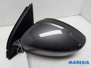 Used Wing mirror, left Peugeot 308 SW (L4/L9/LC/LJ/LR) 1.2 12V e-THP PureTech 110 Price € 195,00 Margin scheme offered by Maresia Parts