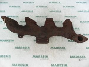 Used Exhaust manifold Peugeot 406 Break (8E/F) 2.0 HDi 110 Price € 50,00 Margin scheme offered by Maresia Parts