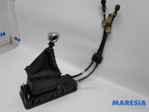 Used Gear stick Peugeot 308 SW (L4/L9/LC/LJ/LR) 1.2 12V e-THP PureTech 110 Price € 105,00 Margin scheme offered by Maresia Parts