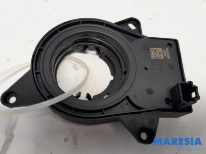 Begagnade Styrvinkelsensor Opel Vivaro 1.6 CDTI 95 Euro 6 Pris € 24,20 Inklusive moms erbjuds av Maresia Parts