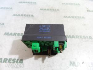Used Glow plug relay Peugeot 206 (2A/C/H/J/S) 1.4 HDi Price € 25,00 Margin scheme offered by Maresia Parts