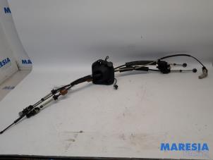 Used Gearbox shift cable Opel Vivaro 1.5 CDTI 102 Price € 151,25 Inclusive VAT offered by Maresia Parts