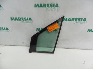 Used Quarter light, front left Peugeot 807 2.0 16V Price € 25,00 Margin scheme offered by Maresia Parts