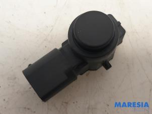Usados Sensor PDC Opel Vivaro 1.5 CDTI 102 Precio € 22,99 IVA incluido ofrecido por Maresia Parts