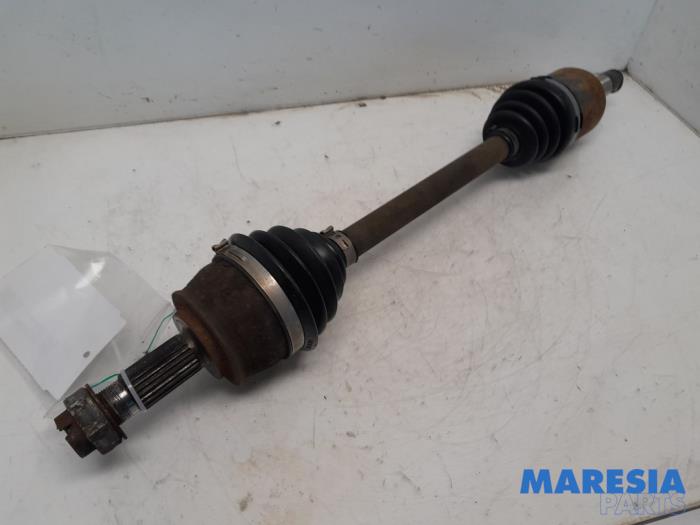 Gebrauchte Antriebswelle links vorne Fiat 500 (312) 1.4 16V Preis € 100,00 Margenregelung angeboten von Maresia Parts