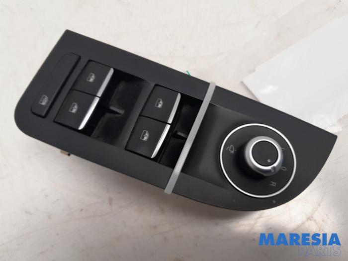 Usados Interruptor combinado de ventanillas Alfa Romeo Giulia (952) 2.0 T 16V Veloce Precio € 105,00 Norma de margen ofrecido por Maresia Parts