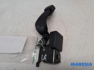 Used Rear seatbelt buckle, left Alfa Romeo Giulia (952) 2.0 T 16V Veloce Price € 45,00 Margin scheme offered by Maresia Parts