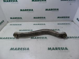 Usagé Bielette barre stabilisatrice Lancia Thesis (841) 2.4 20V Prix € 35,00 Règlement à la marge proposé par Maresia Parts