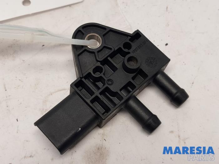 Begagnade Partikelfiltersensor Peugeot 308 CC (4B) 2.0 HDiF 16V Pris € 25,00 Marginaltabell erbjuds av Maresia Parts
