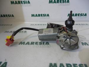 Used Rear wiper motor Fiat Ulysse (220) 1.9 Tds Price € 65,00 Margin scheme offered by Maresia Parts