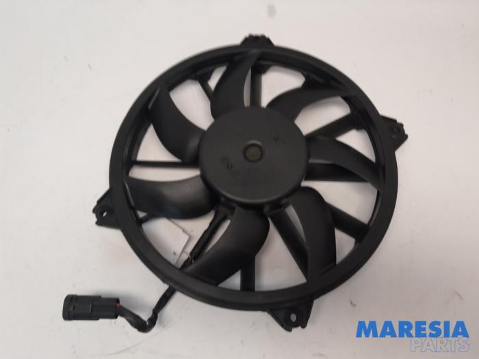 Używane Silnik wentylatora Peugeot 3008 I (0U/HU) 1.6 VTI 16V Cena € 34,95 Procedura marży oferowane przez Maresia Parts