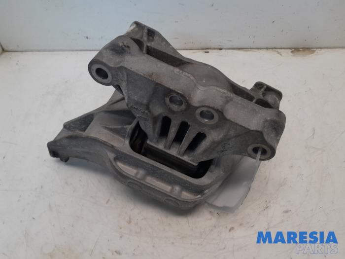 Used Engine mount Citroen C4 Picasso (3D/3E) 1.6 16V THP 155 Price € 34,99 Margin scheme offered by Maresia Parts