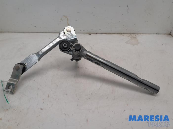 Begagnade Torkarmekanism Peugeot 3008 I (0U/HU) 1.6 VTI 16V Pris € 49,99 Marginaltabell erbjuds av Maresia Parts