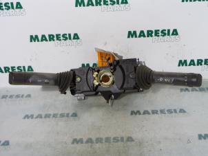 Używane Przelacznik Combi kolumny kierownicy Lancia Kappa 2.4 20V LE,LS,LX Cena € 35,00 Procedura marży oferowane przez Maresia Parts