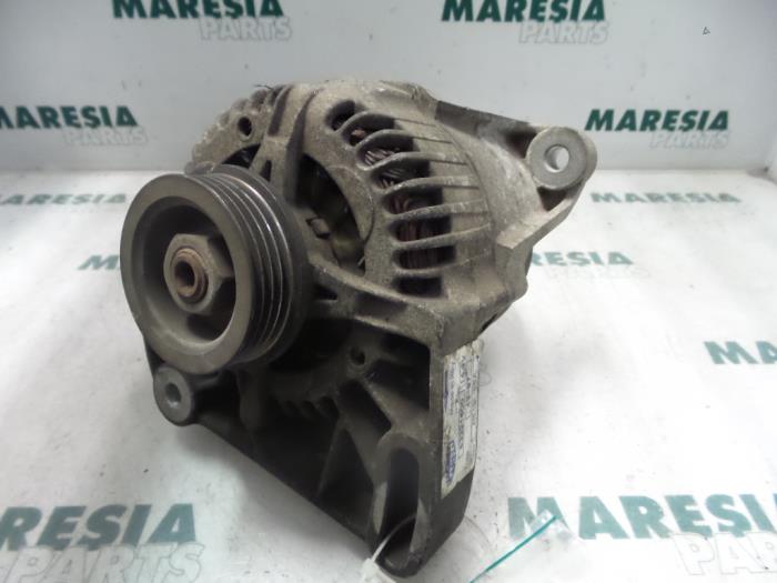 Used Dynamo Fiat Punto I (176) 55 1.1 Price € 35,00 Margin scheme offered by Maresia Parts