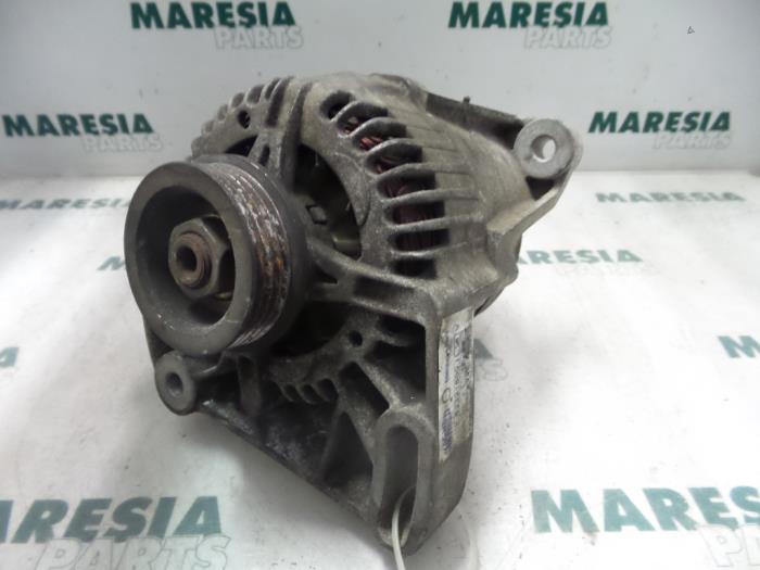 Begagnade Dynamo Fiat Punto I (176) 60 1.2 S,SX,Selecta Pris € 35,00 Marginaltabell erbjuds av Maresia Parts