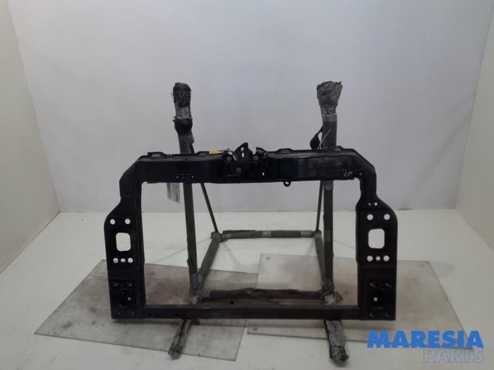 Begagnade Front Fiat Panda (312) 1.2 69 Pris € 100,00 Marginaltabell erbjuds av Maresia Parts