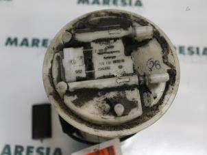 Used Electric fuel pump Fiat Stilo (192A/B) 1.9 JTD 80 5-Drs. Price € 50,00 Margin scheme offered by Maresia Parts