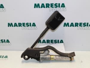 Gebrauchte Gurtsrammer links Citroen Xsara (N1) 1.6i Preis € 25,00 Margenregelung angeboten von Maresia Parts
