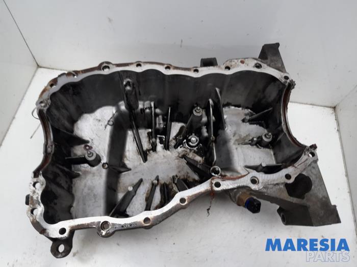 Gebrauchte Ölwanne Renault Kangoo Express (FW) 1.5 dCi 85 Preis € 48,39 Mit Mehrwertsteuer angeboten von Maresia Parts