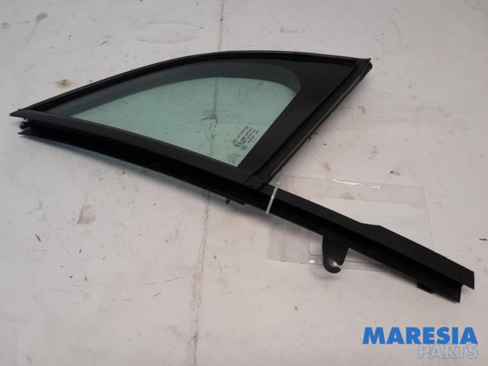Usados Ventanilla triangular derecha delante Citroen DS3 (SA) 1.6 e-HDi Precio € 40,00 Norma de margen ofrecido por Maresia Parts
