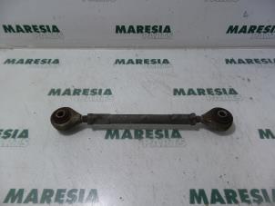 Used Anti-roll bar guide Alfa Romeo GTV (916) 2.0 16V Twin Spark Price € 25,00 Margin scheme offered by Maresia Parts