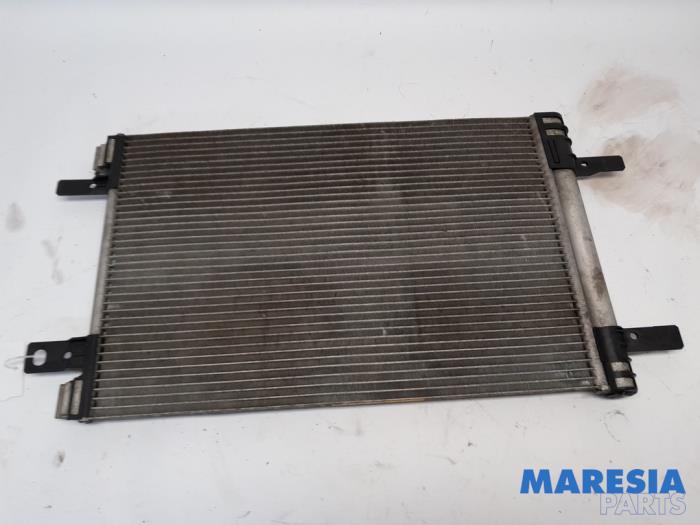 Usagé Condenseur de climatisation Citroen C4 Grand Picasso (3A) 1.6 16V VTi 120 Prix € 75,00 Règlement à la marge proposé par Maresia Parts