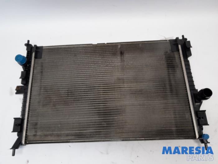 Used Radiator Citroen C4 Grand Picasso (3A) 1.6 16V VTi 120 Price € 55,00 Margin scheme offered by Maresia Parts
