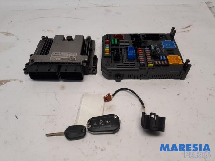 Used Engine management computer Peugeot Expert (V1/VA/VB/VE/VF/VT/VY) 1.6 Blue HDi 95 16V Price € 453,75 Inclusive VAT offered by Maresia Parts