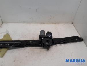 Used Window mechanism 2-door, front right Peugeot Expert (V1/VA/VB/VE/VF/VT/VY) 1.6 Blue HDi 95 16V Price € 72,60 Inclusive VAT offered by Maresia Parts