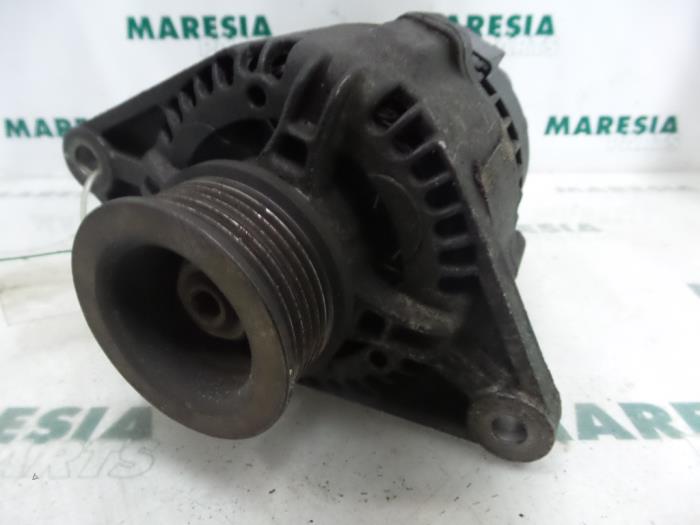 Begagnade Dynamo Fiat Brava (182B) 1.4 S,SX 12V Pris € 40,00 Marginaltabell erbjuds av Maresia Parts