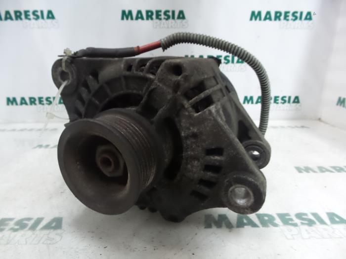 Begagnade Dynamo Fiat Brava (182B) 1.8 ELX 16V Pris € 40,00 Marginaltabell erbjuds av Maresia Parts