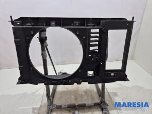 Usados Panel frontal Peugeot 3008 I (0U/HU) 1.6 16V THP 155 Precio € 35,00 Norma de margen ofrecido por Maresia Parts