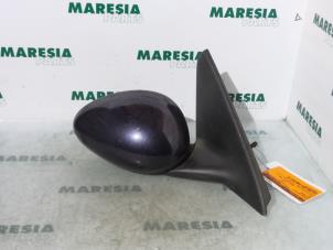 Used Wing mirror, right Alfa Romeo 147 (937) 1.9 JTD 16V Price € 40,00 Margin scheme offered by Maresia Parts