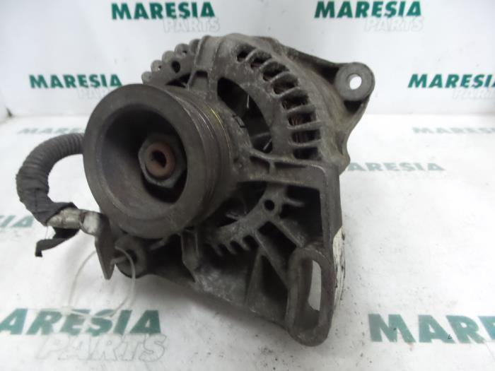 Begagnade Dynamo Fiat Palio Weekend (178D) 1.2 MPI Fire Pris € 35,00 Marginaltabell erbjuds av Maresia Parts