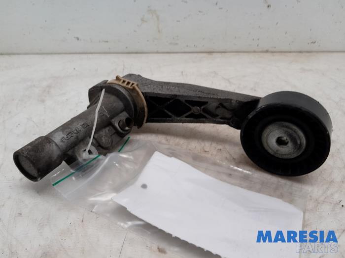 Usados Rodillo tensor correa múltiple Peugeot 208 I (CA/CC/CK/CL) 1.4 16V Precio € 19,99 Norma de margen ofrecido por Maresia Parts