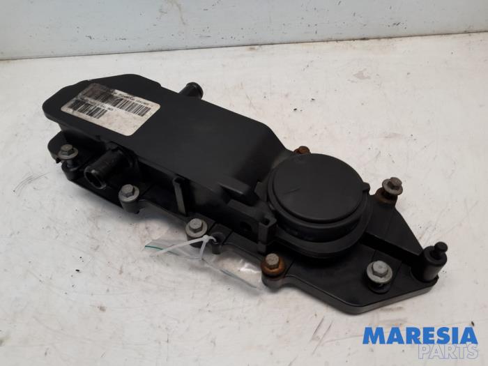 Usagé Ventilation carter Fiat Ducato (250) 2.3 D 130 Multijet Prix € 29,89 Prix TTC proposé par Maresia Parts
