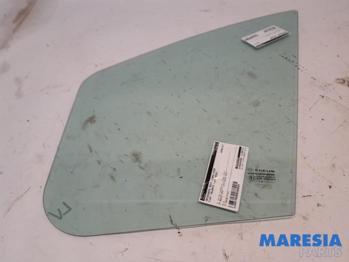Usados Ventanilla triangular izquierda delante Fiat Talento 2.0 EcoJet BiTurbo 145 Precio € 60,50 IVA incluido ofrecido por Maresia Parts