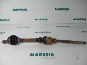 Used Front drive shaft, right Peugeot 306 (7B) 1.9 SLd,SRd,STd +Kat. Price € 35,00 Margin scheme offered by Maresia Parts