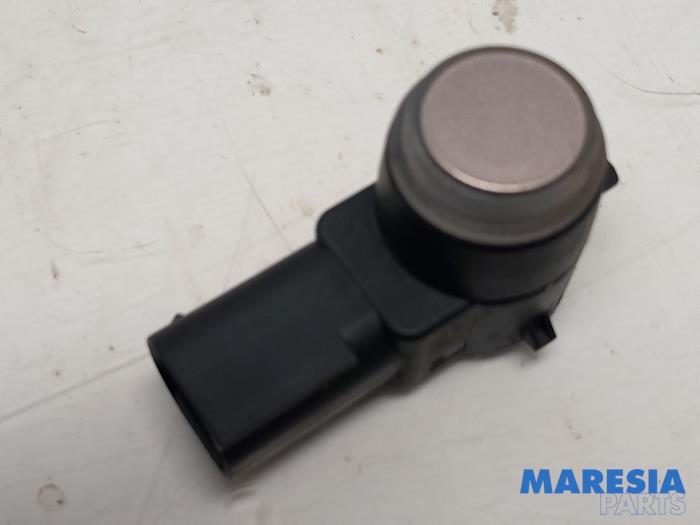 Usados Sensor PDC Peugeot 208 I (CA/CC/CK/CL) 1.4 16V Precio € 40,00 Norma de margen ofrecido por Maresia Parts