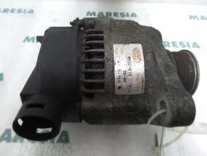 Dynamo van een Fiat Marea (185AX) 1.9 Tds 100 ELX 1997