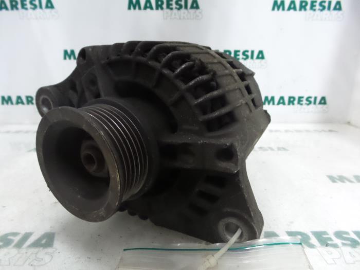 Begagnade Dynamo Fiat Marea Weekend (185BX/CX) 2.4 Tds 125 HLX Pris € 40,00 Marginaltabell erbjuds av Maresia Parts