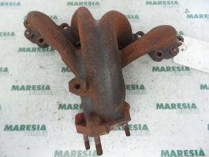 Used Exhaust manifold Fiat Bravo (182A) 1.2 16V Price € 35,00 Margin scheme offered by Maresia Parts