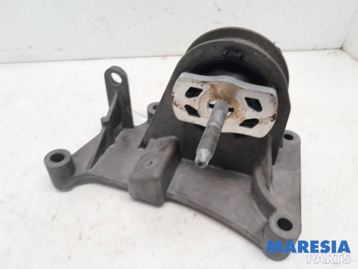 Used Engine mount Fiat 500 (312) 0.9 TwinAir 85 Price € 50,00 Margin scheme offered by Maresia Parts