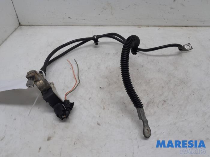 Begagnade Batterisensor Peugeot 3008 I (0U/HU) 1.6 16V THP 155 Pris € 35,00 Marginaltabell erbjuds av Maresia Parts