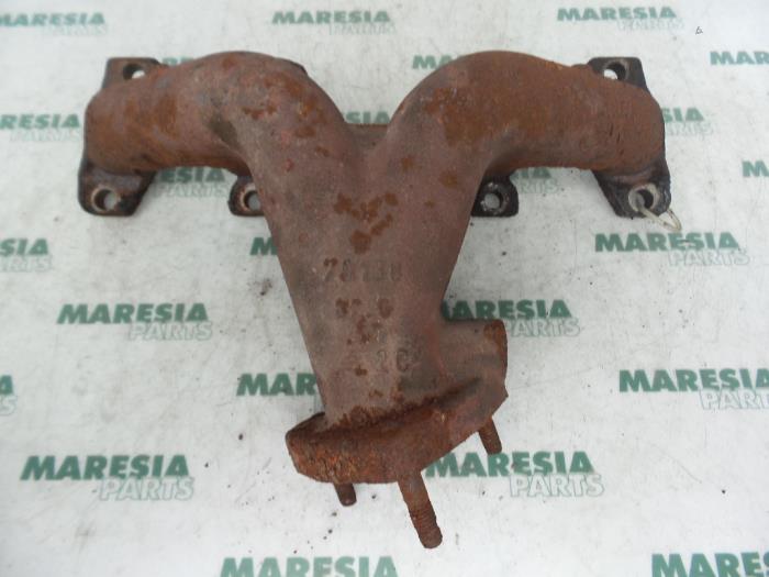 Gebrauchte Abgaskrümmer Fiat Punto I (176) 55 1.1 Preis € 35,00 Margenregelung angeboten von Maresia Parts