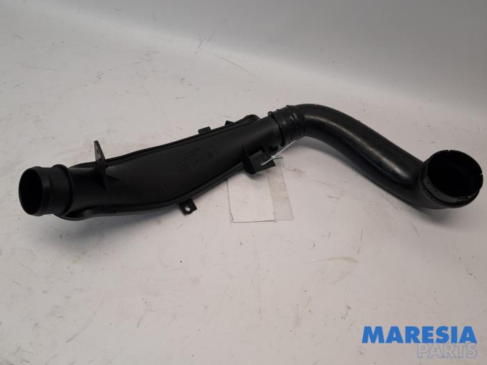 Gebrauchte Intercooler Rohr Peugeot 3008 I (0U/HU) 1.6 16V THP 155 Preis € 30,00 Margenregelung angeboten von Maresia Parts