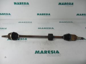 Usagé Arbre de transmission avant droit Fiat Punto I (176) 60 1.2 S,SX,Selecta Prix € 35,00 Règlement à la marge proposé par Maresia Parts