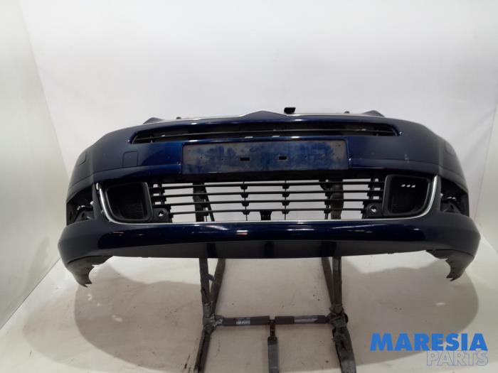 Front bumper Citroen C5 III Berline 2.0 16V - 7414XW