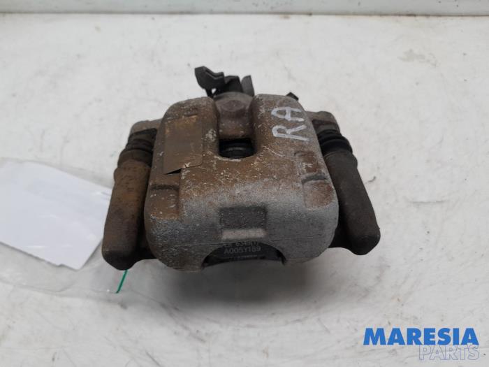 Gebrauchte Bremszange rechts hinten Citroen C4 Cactus (0B/0P) 1.2 PureTech 110 12V Preis € 25,00 Margenregelung angeboten von Maresia Parts